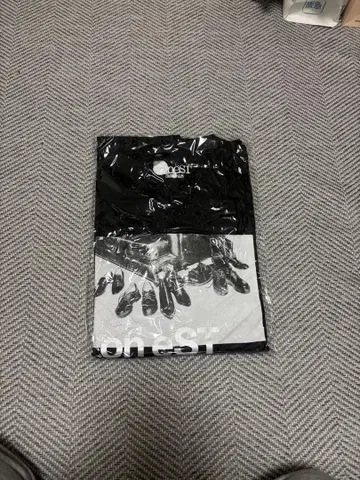 SixTONES 온에스트 티셔츠