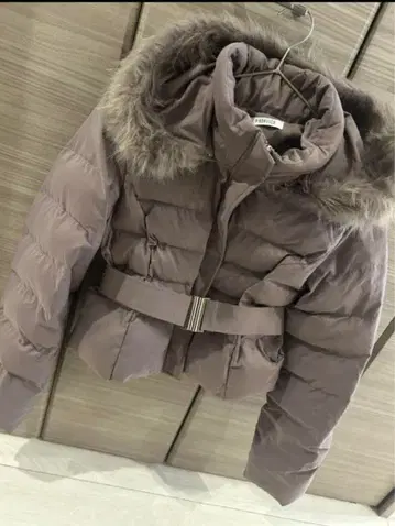 LIP SERVICE 퍼 달린 다운 자켓