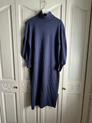 DAMA collection 네이비 터틀넥 니트 원피스