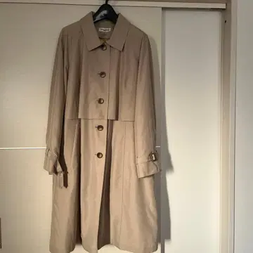 릴리안 버티 트렌치코트 베이지
