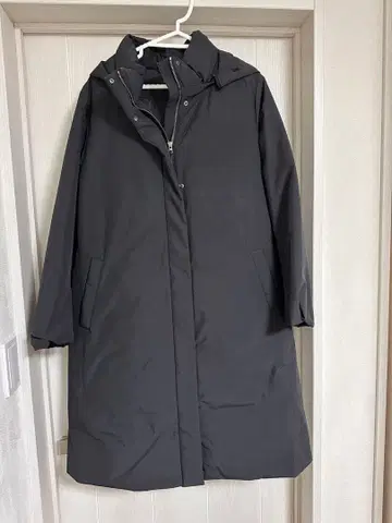 유니클로 후드 부착 블랙 롱 다운 자켓 여성용 XL