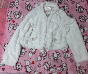 리즈멜로 숏코트