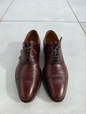 다크 브라운 가죽 드레스 신발