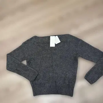 택 포함 새상품 UNTITLED 월드 보드넥 스웨터 그레이