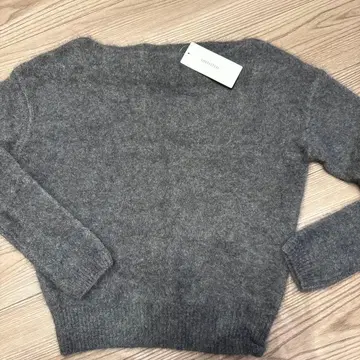 택 포함 새상품 UNTITLED 월드 보드넥 스웨터 그레이