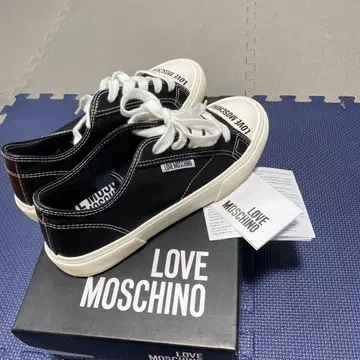 모스키노 스니커즈 24.5cm