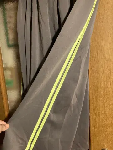 새상품급 푸뉴즈 저리 플레어 롱 스커트 3 그레이