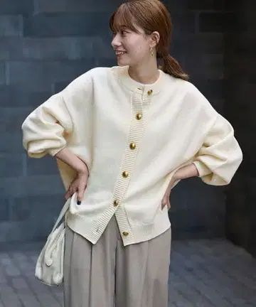 프레임워크 메탈 버튼 2WAY 가디건 골드 버튼 클리닝 완료