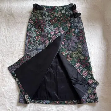 BEAMS BOY 고블랑 퀼트 랩스커트 보타니컬 꽃무늬