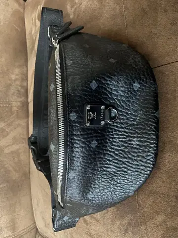 MCM 바디백 웨스트 파우치