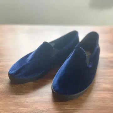 미사용 새상품 VANS 벨벳 네이비 슬립온 발레 슈즈 고급