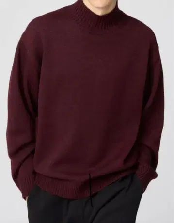 유니클로C 로우게이지 하이넥 스웨터 M 사이즈