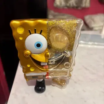 스펀지밥 글리터 피규어