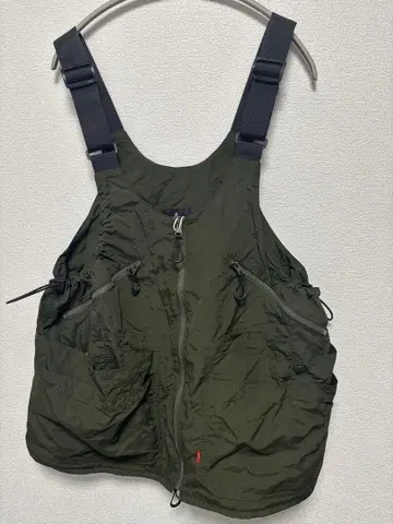 Mader Wear 올리브색 지퍼 베스트