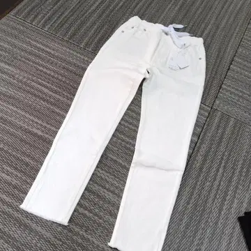 루카 화이트 데님 팬츠