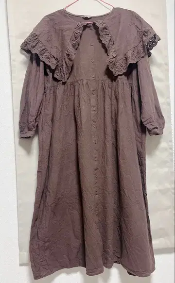 빅 카라 부착 원피스