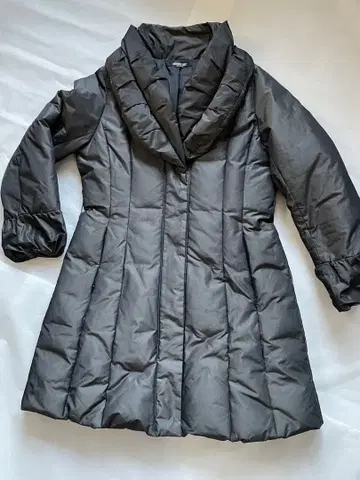 HIROKO BIS 블랙 다운 코트