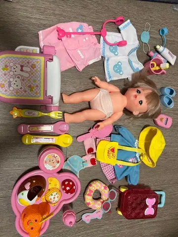 멜짱 인형과 의류 기타 세트