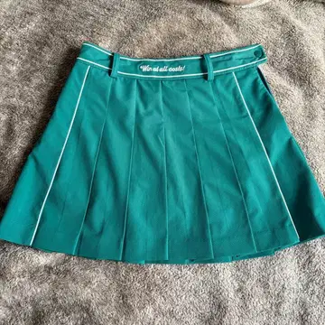 waac 플리츠 스커트