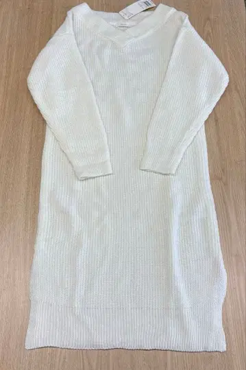 아이보리 V넥 긴팔 니트 원피스 프리 사이즈