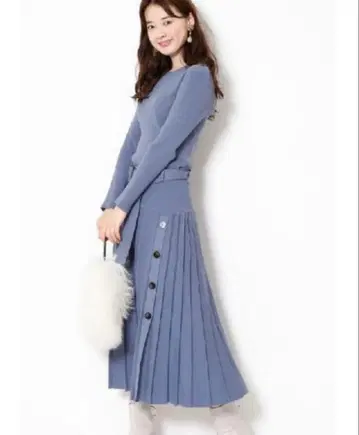 마이 스트라다 블루 긴팔 니트 원피스