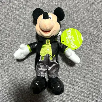 디즈니 할로윈 2025 인형 배지 미키마우스
