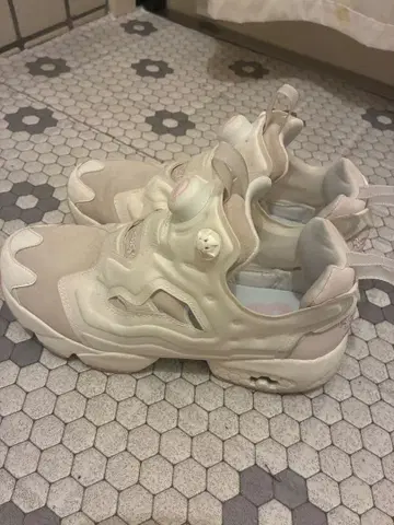 Reebok Instapump Fury 화이트/핑크