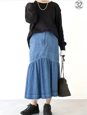 새상품 LAVEANGE 라비앙제 데님 플레어 스커트 M 블루