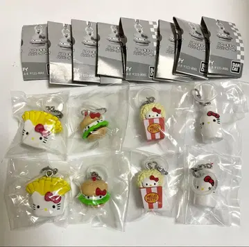 헬로키티 아메리칸 메지루시 액세서리 4종 세미 컴프 2세트 총 8개