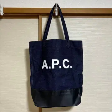 A.P.C. 데님 토트백 네이비/블랙