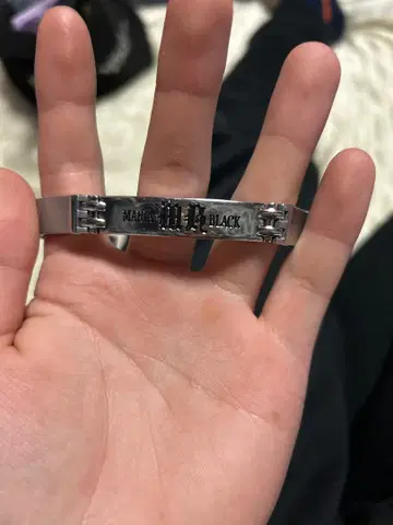 MAHOGANY BLACK 실버 팔찌