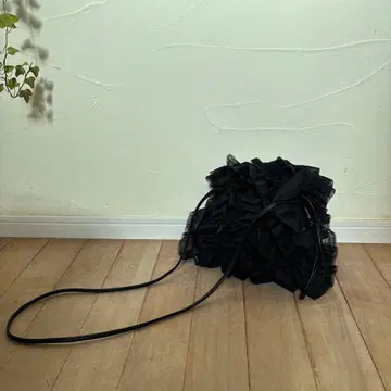 시마무라 프릴 복조리 숄더백 블랙