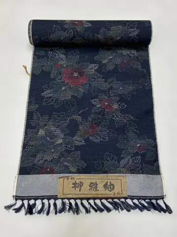 옷감  꽃무늬 동백 순수 실크 네이비 컬러지 리메이크 소재