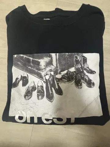 SixTONES on eST 롱 T셔츠