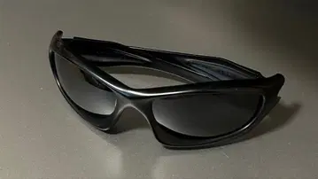 오클리 몬스터 도그