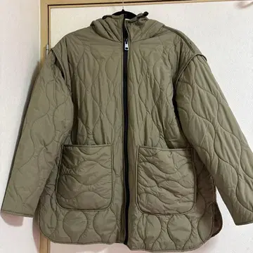 ZARA 올리브 그린 퀼팅 자켓 후드 부착