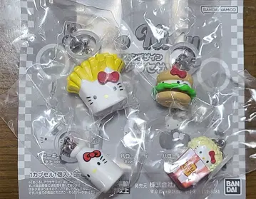 새상품 미개봉 헬로키티 아메리칸 디자인 메지루시 액세서리 4개