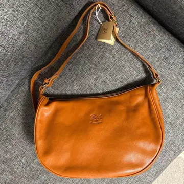 일비종떼 가죽 숄더백