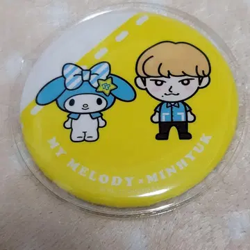 MY MELODY x MINHYUK 핀 배지
