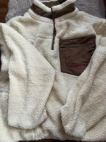 미키마우스 아이보리 플리스 자켓 하프 지퍼