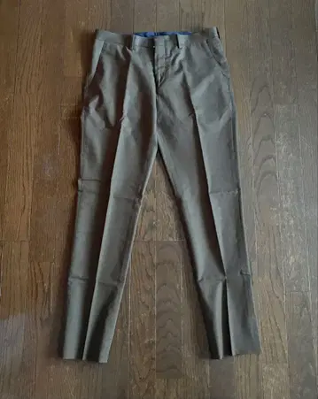 TOMORROWLAND 슬림 테이퍼드 슬랙스 투모로우랜드