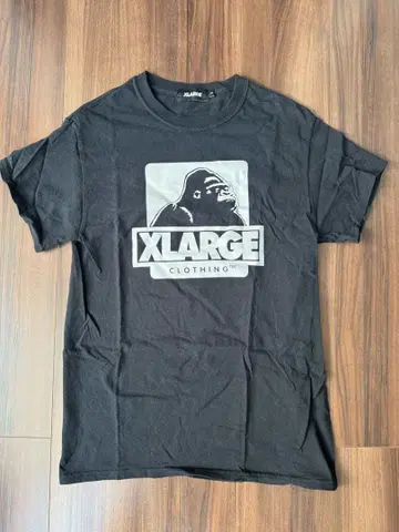 XLARGE 블랙 T셔츠