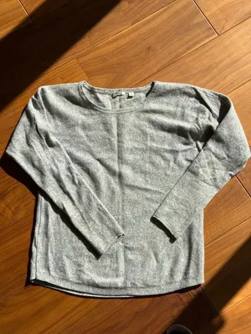 [유니클로] 캐시미어 스웨터 캐시미어 스웨터 그레이