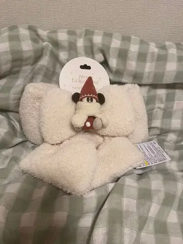 릴린린 머플러 디즈니 크리스마스 2025