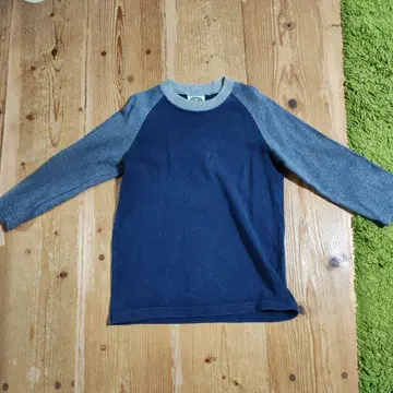 바바리안 헤비 웨이트 셔츠 xs 사이즈 M 사이즈 정도입니다