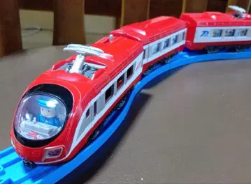 [개봉 전시품] 프라레일 철도 레드 라이너 (차량만)