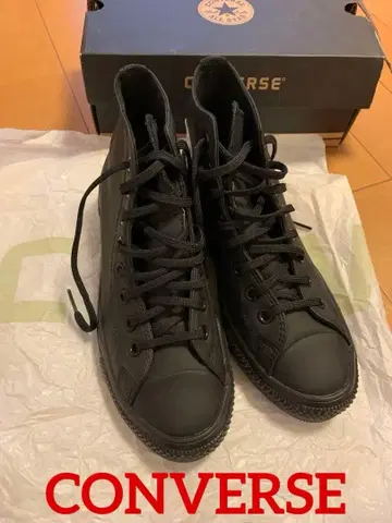 Converse 블랙 하이컷 스니커즈 25.5cm