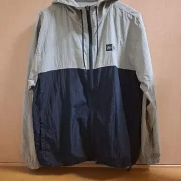 뉴에라 나일론 자켓 후드 부착