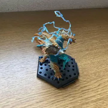 스탠다드 모델 번개 늑대 용 진오우가 초고압 상태