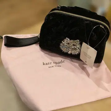 kate spade 벨벳 숄더백 블랙 새상품